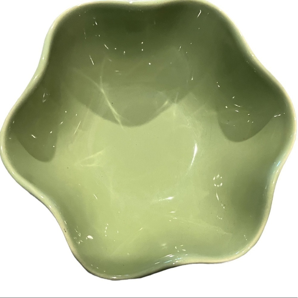 Southern Living @ Home Gail Pittman Hospitality Collection Wavy Cereal Bowl - Picture 2 of 6